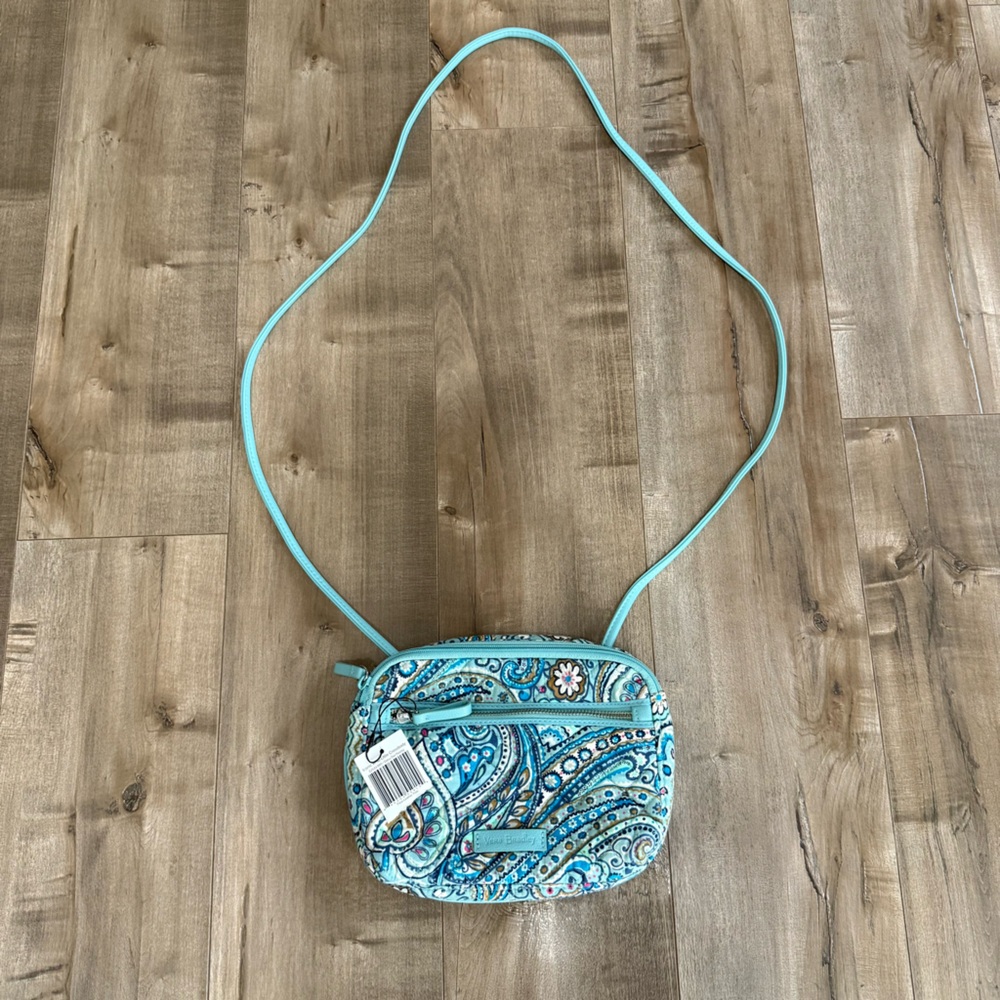 NEW Vera Bradley Daisy Dot Paisley Iconic RFID Little Crossbody Faux Leather - Picture 1 of 13